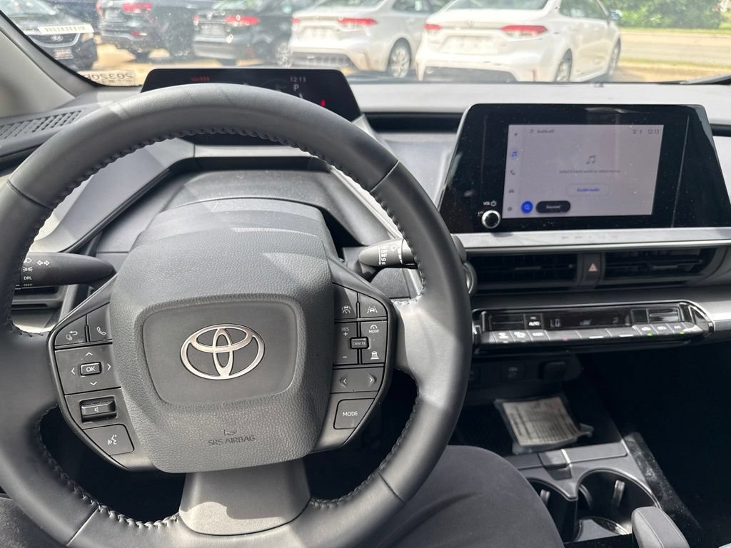 Used 2026 Toyota Prius LE FWD image 20