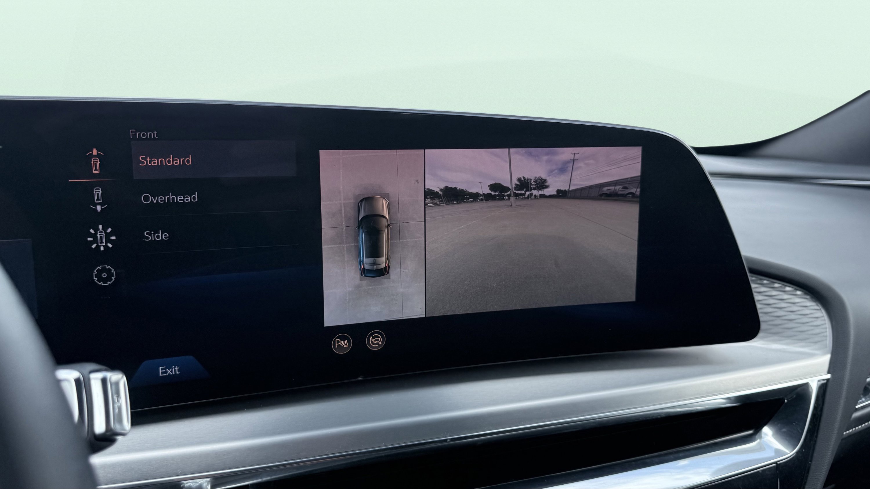Used 2025 Cadillac Lyriq Luxury AWD/4WD image 60