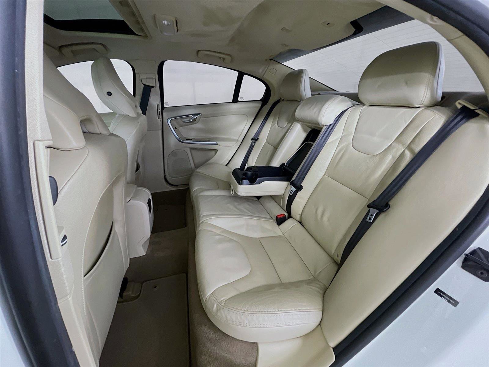 Used 2012 Volvo S60 T5 image 25