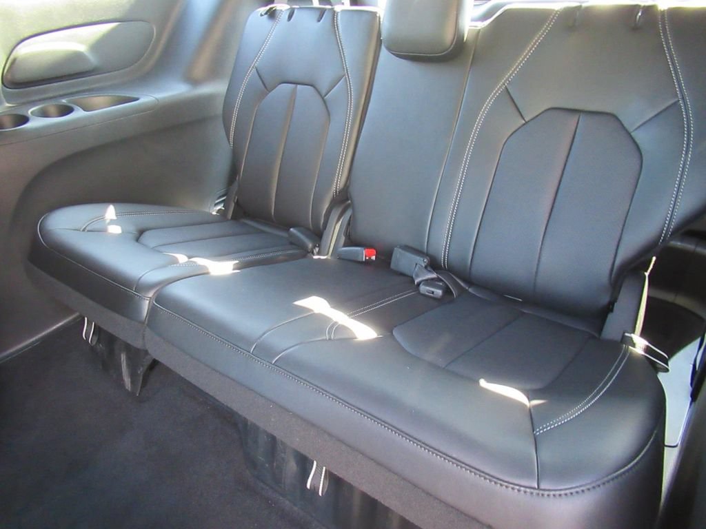 New 2026 Chrysler Voyager LX FWD image 16