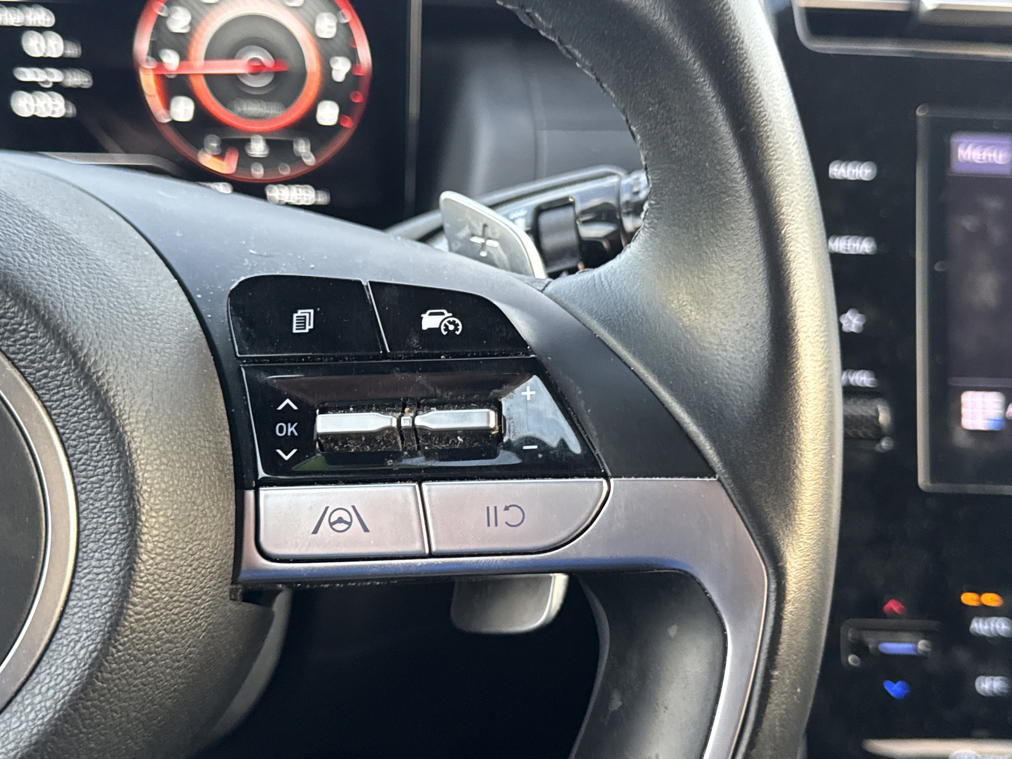 Used 2022 Hyundai Santa Cruz SEL Premium image 15