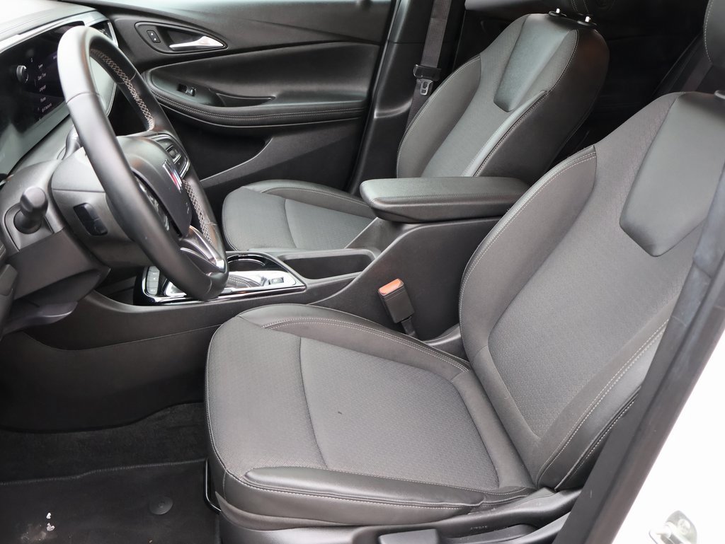 Used 2025 Buick Encore GX Preferred image 38