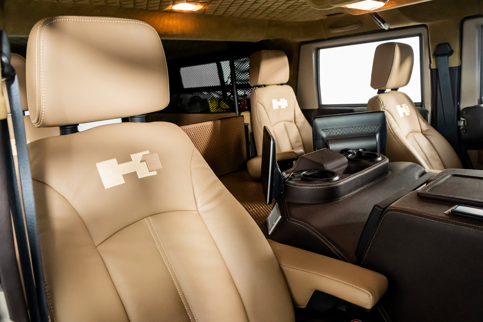 Used 2003 HUMMER H1 4-Door Wagon image 31