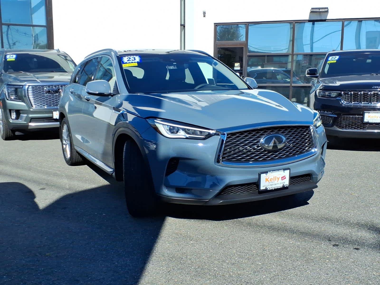 Used 2023 INFINITI QX50 Luxe AWD/4WD image 3