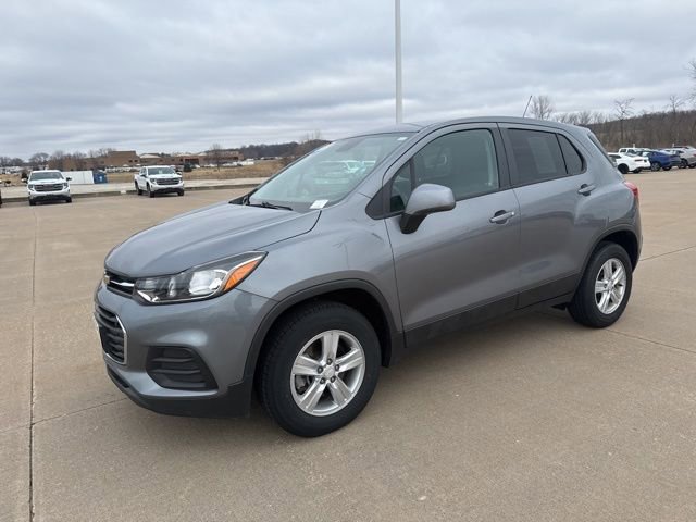 Used 2020 Chevrolet Trax LS w/ Tint and Cruise Package image 7