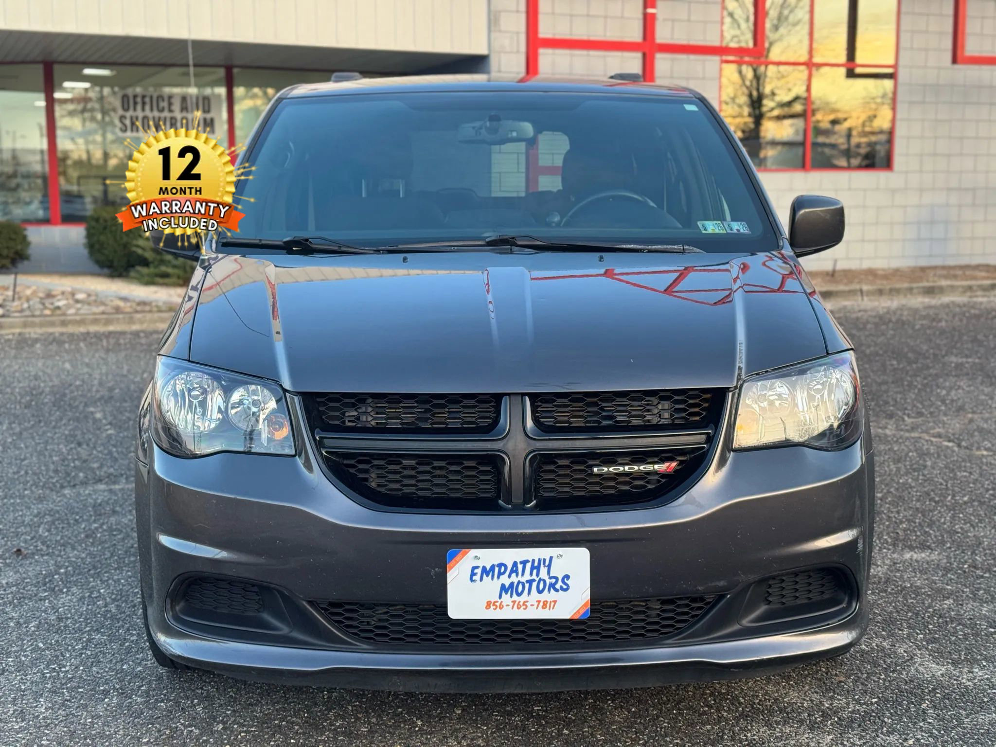 Used 2017 Dodge Grand Caravan SE image 11