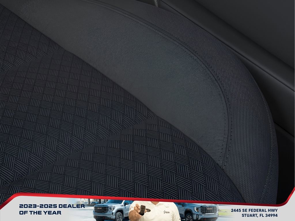 New 2025 GMC Sierra 1500 Elevation image 21