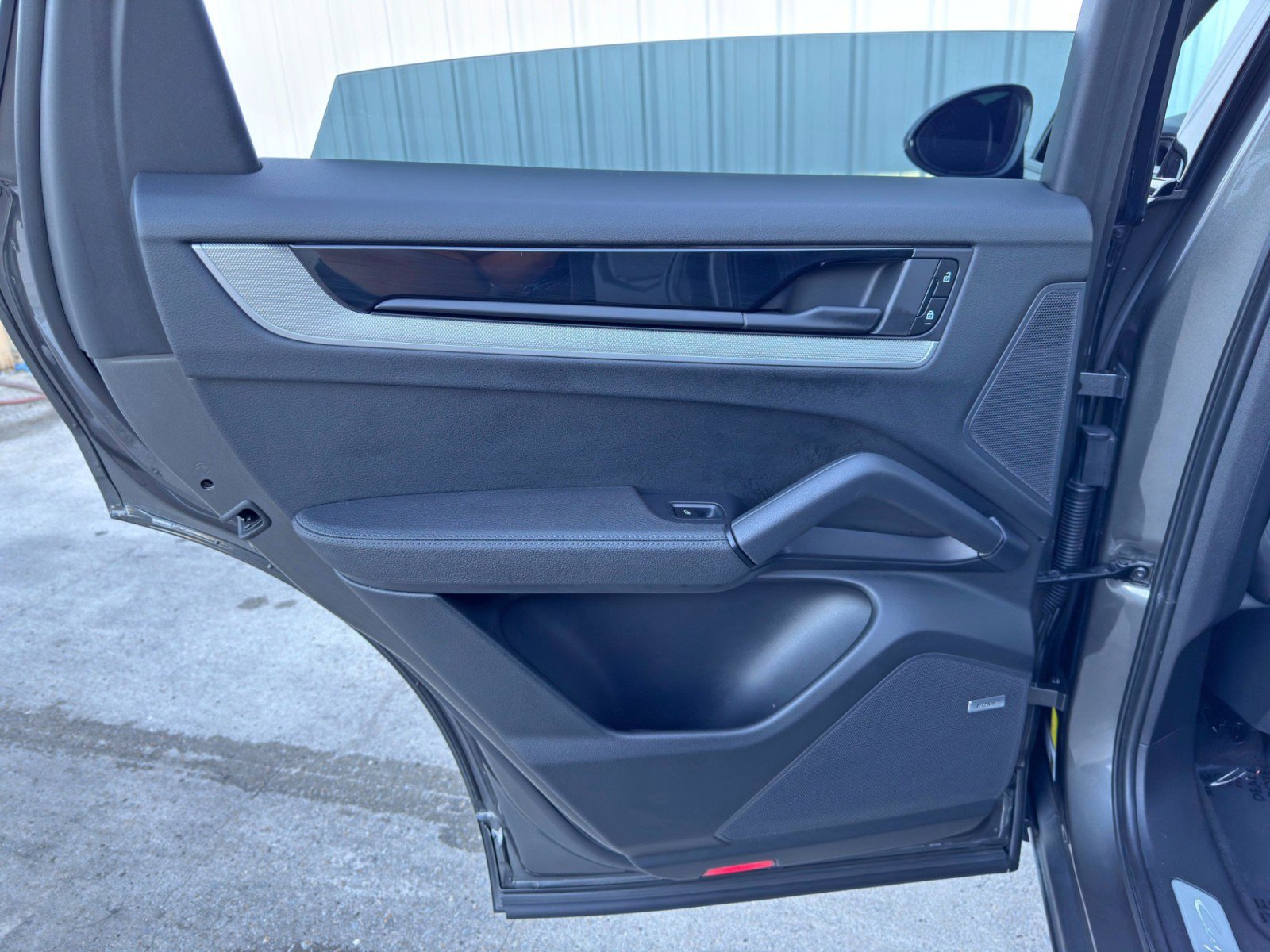 Used 2024 Porsche Cayenne S image 51