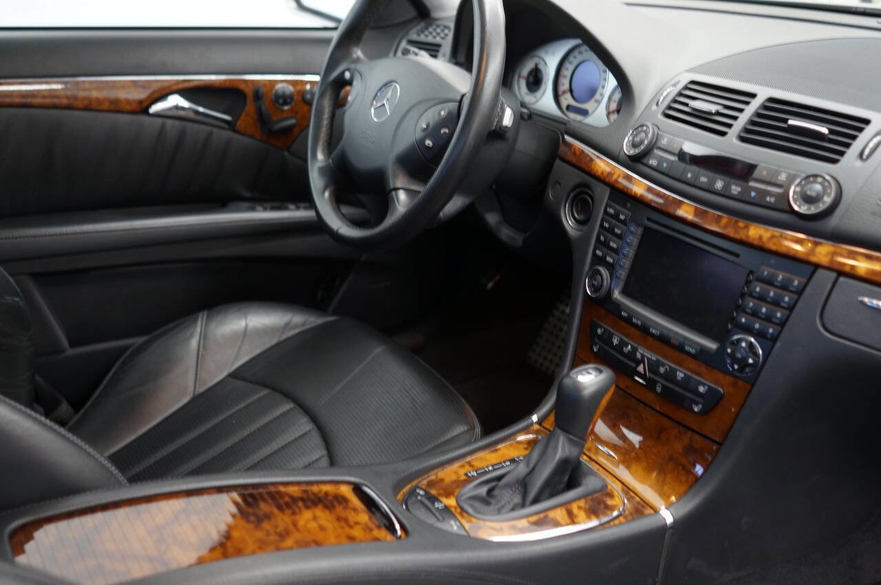 Used 2006 Mercedes-Benz E 55 AMG Sedan image 25