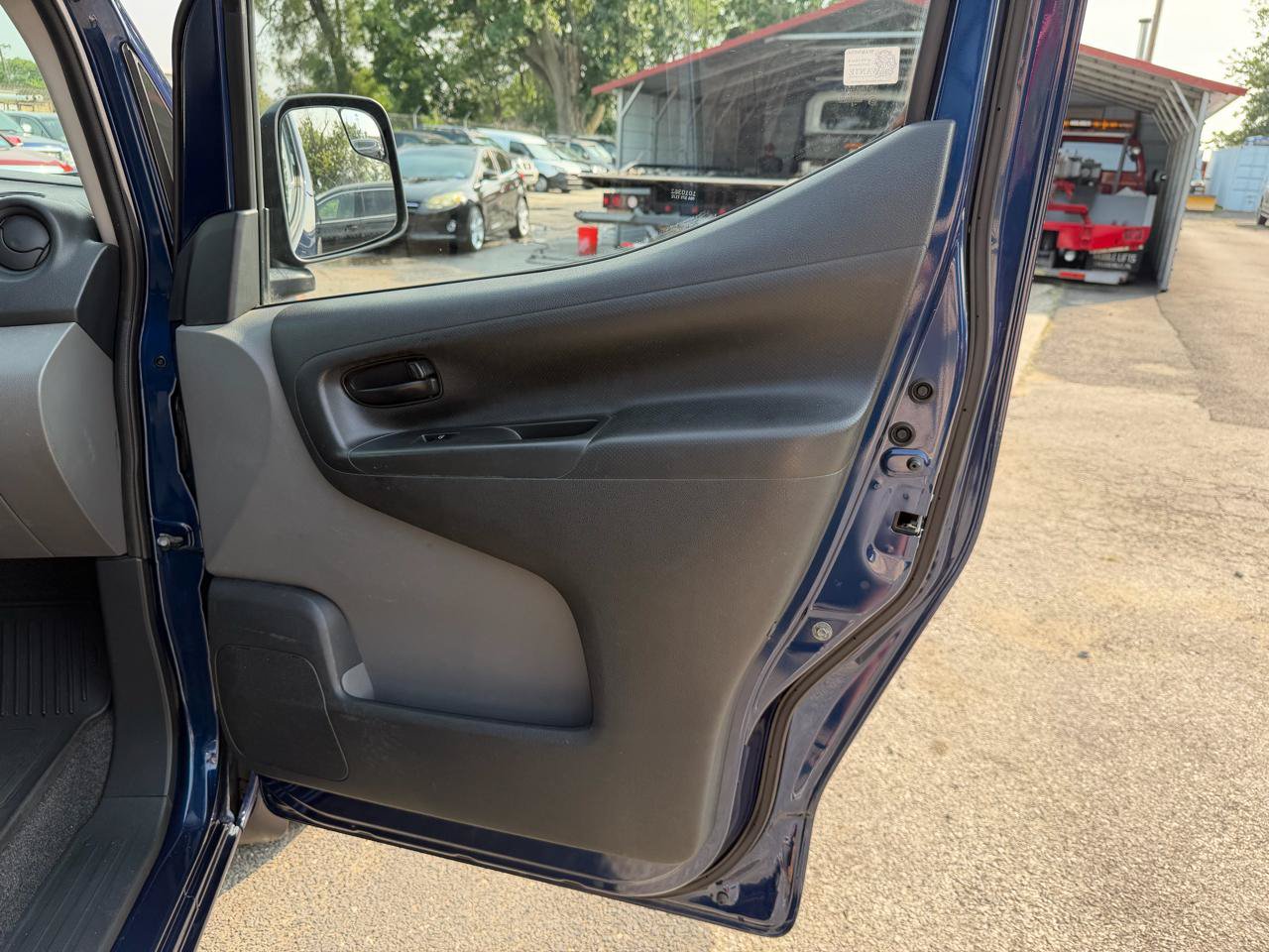 Used 2014 Nissan NV200 S w/ Cruise Control Package FWD image 11