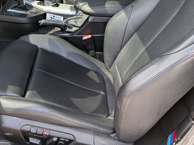 Used 2015 BMW M235i Coupe image 13
