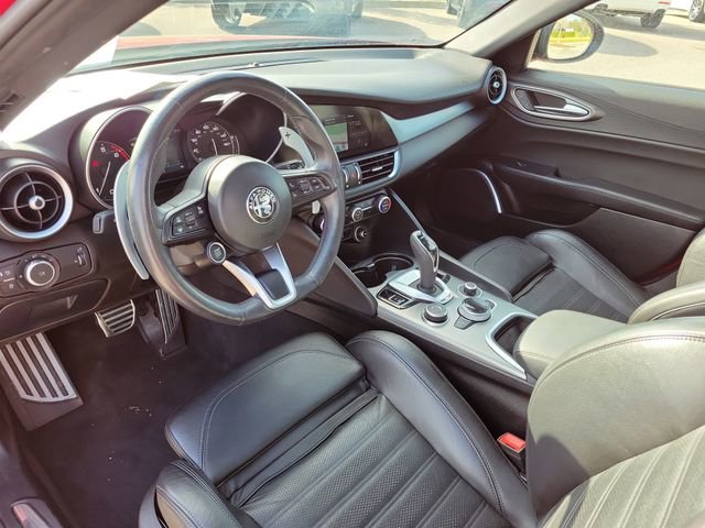 Used 2022 Alfa Romeo Giulia Veloce image 21