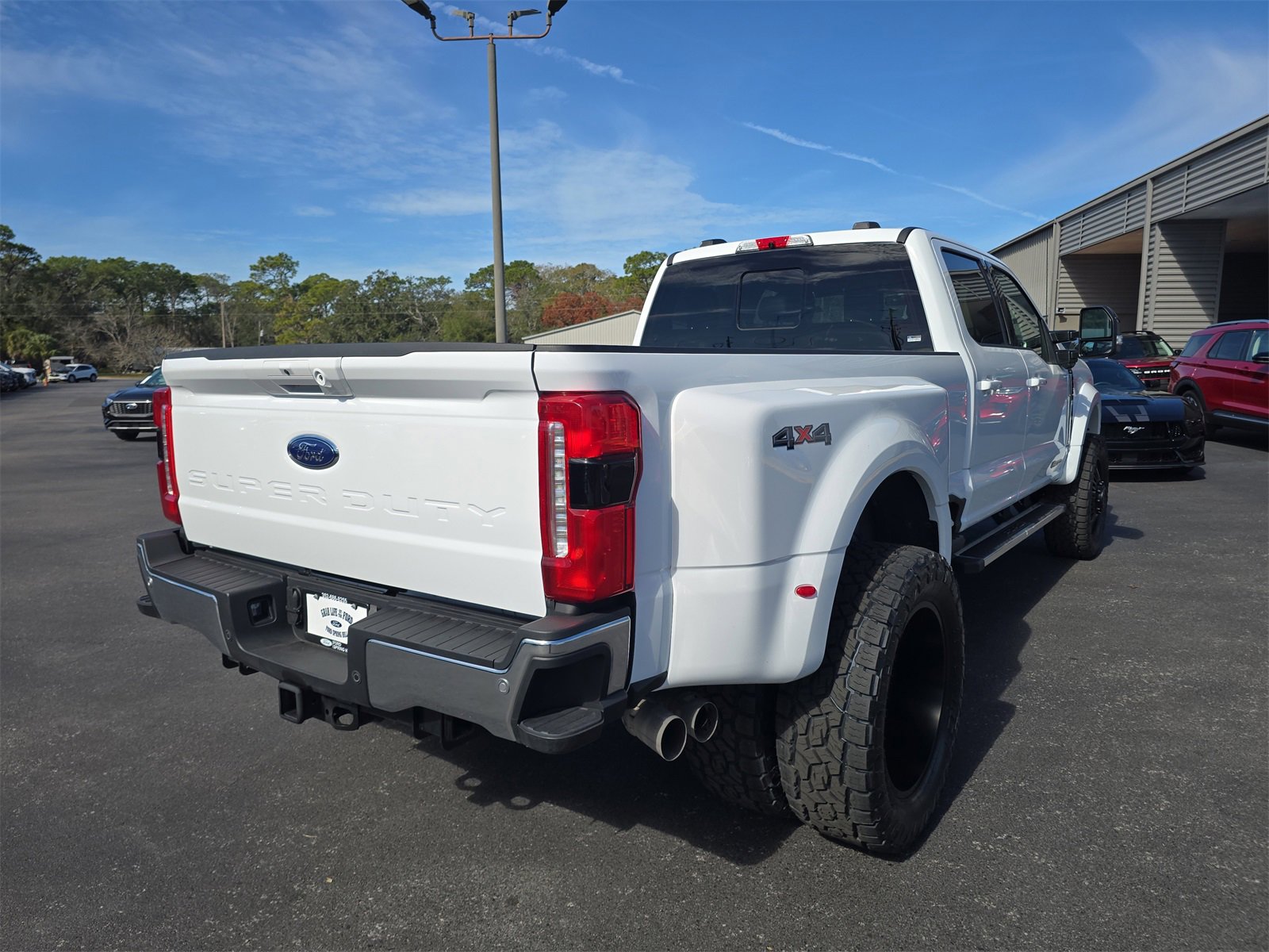 Used 2024 Ford F450 Lariat image 4