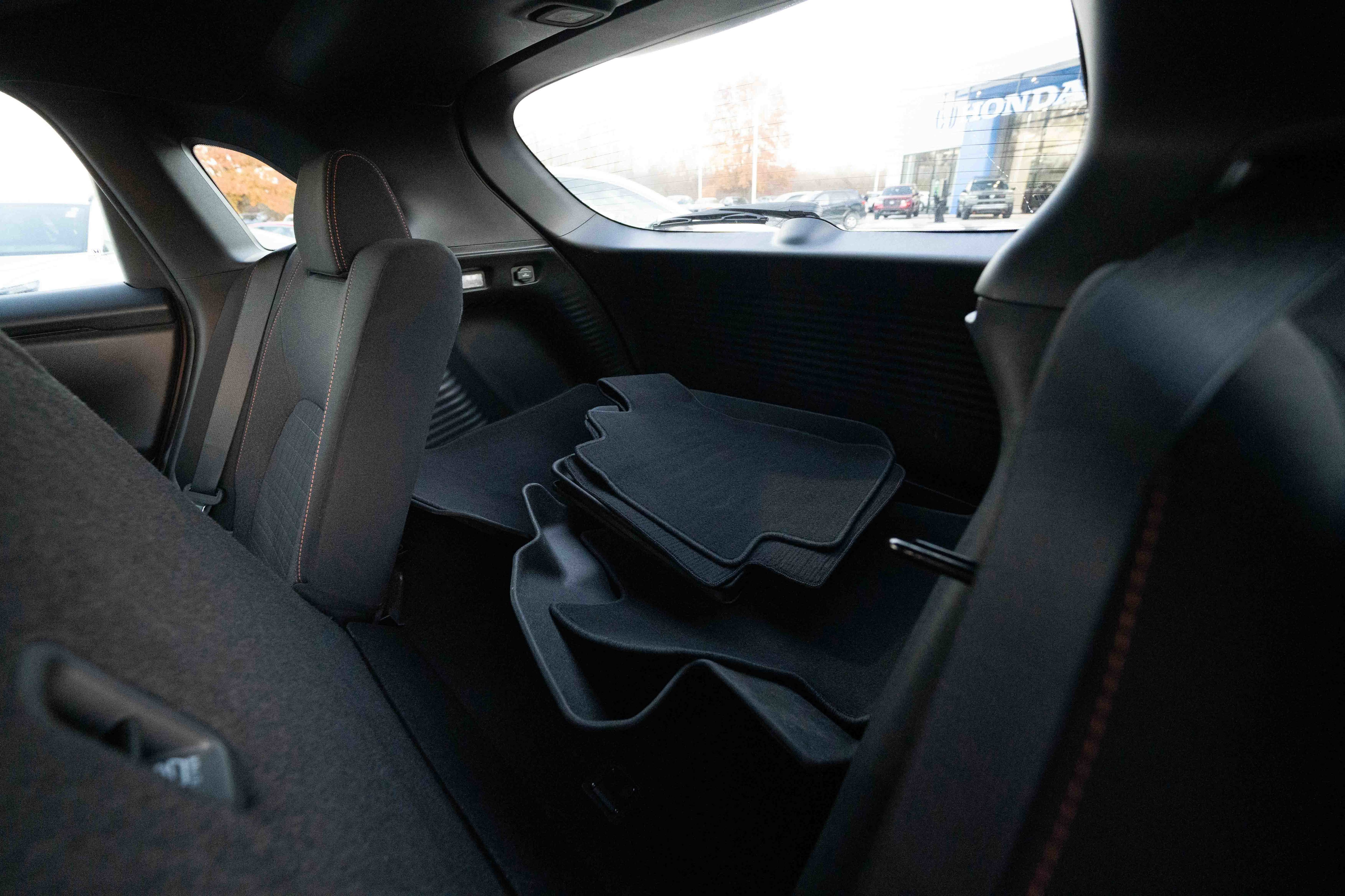 Used 2025 Honda HR-V Sport image 24