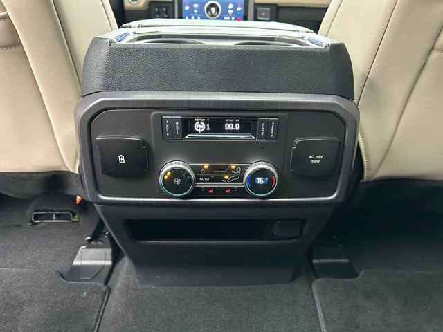 Used 2024 Ford Expedition Platinum image 20
