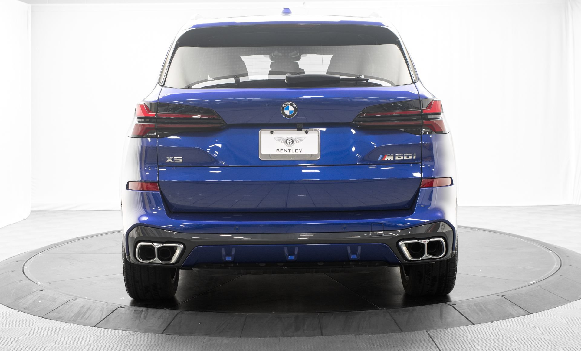 Used 2026 BMW X5 M60i AWD/4WD image 4
