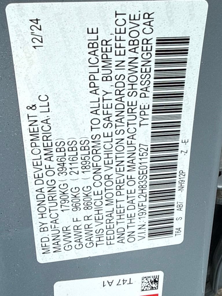 Used 2025 Honda Civic Sport image 14