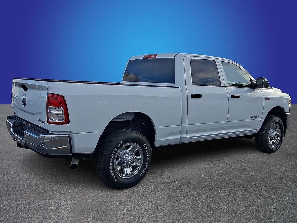 Used 2022 RAM 2500 Tradesman w/ Chrome Appearance Group AWD/4WD image 4