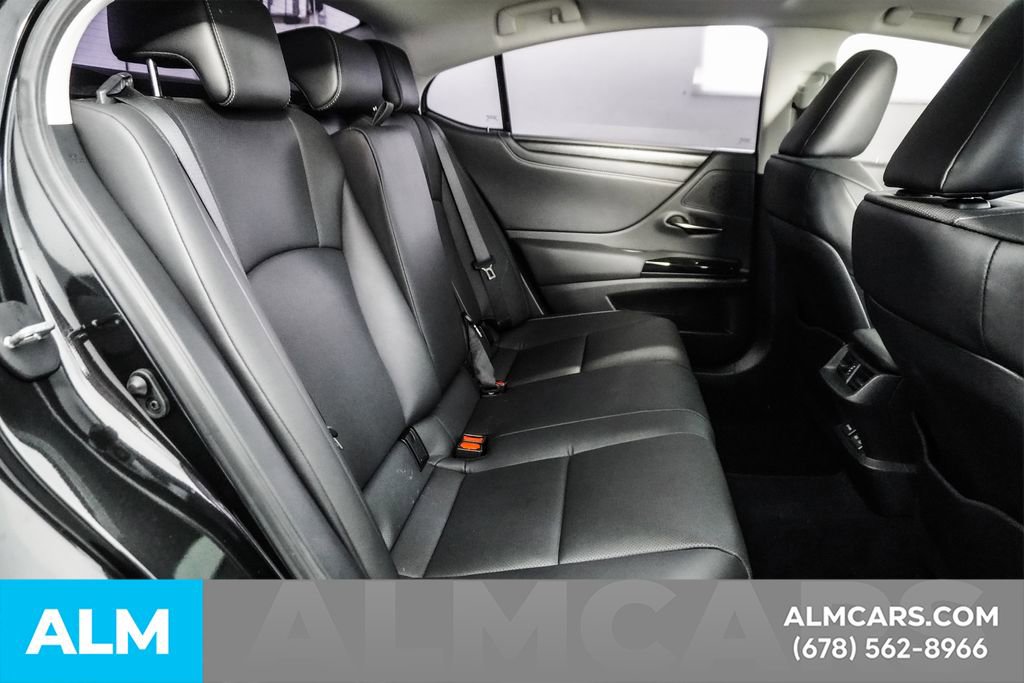 Used 2024 Lexus ES 300h w/ Premium Package image 20