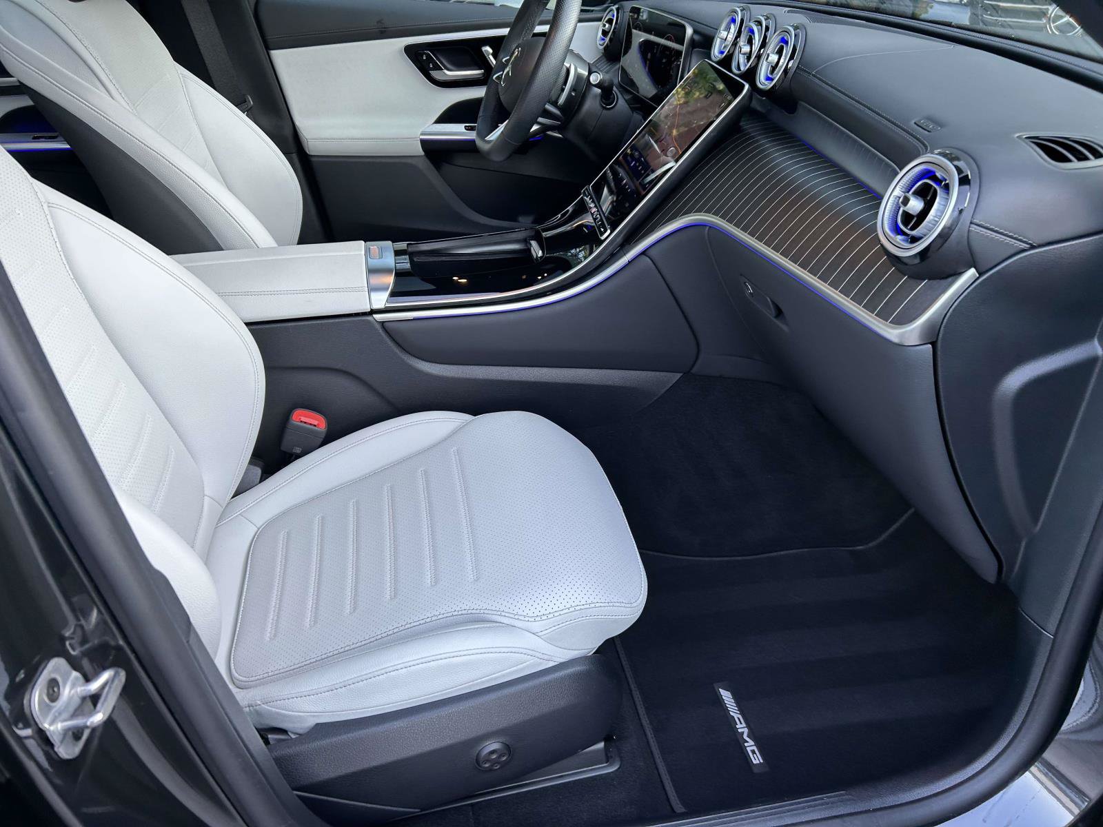Certified 2025 Mercedes-Benz GLC 350e 4MATIC image 49