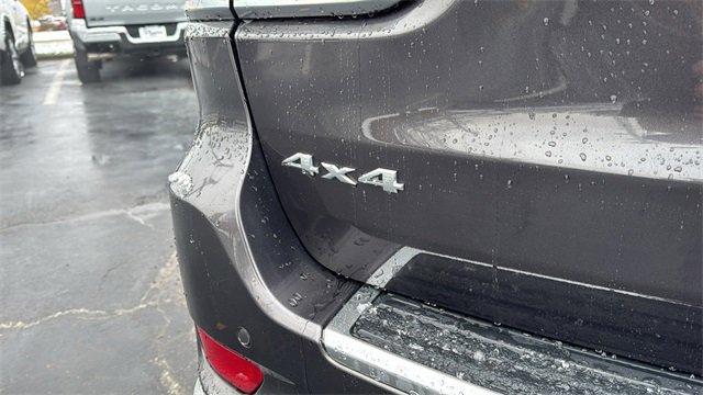 Used 2018 Jeep Grand Cherokee Summit image 32