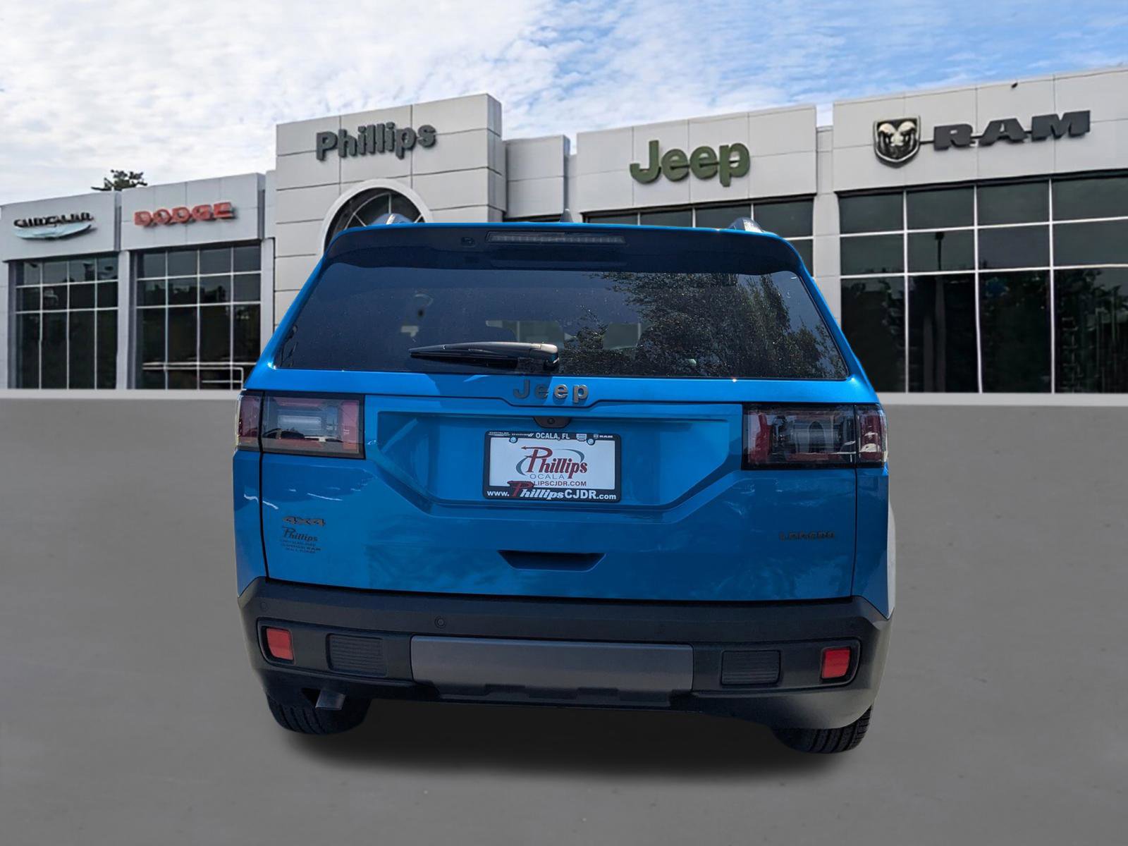 New 2026 Jeep Cherokee Laredo image 5