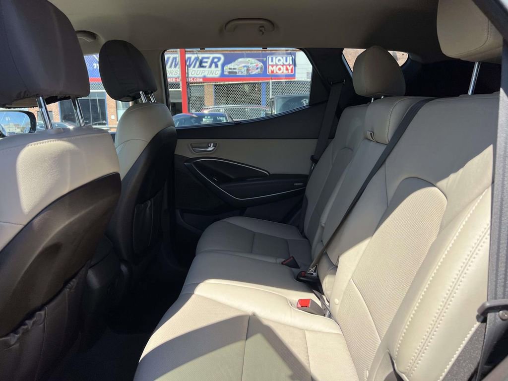 Used 2017 Hyundai Santa Fe Sport image 13