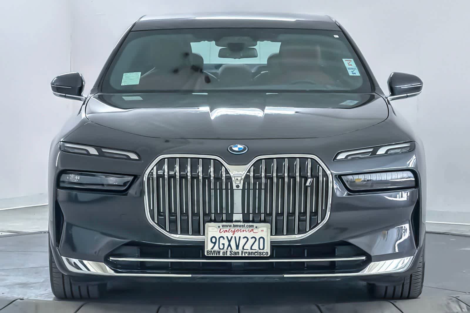 Used 2023 BMW i7 xDrive60 AWD/4WD image 10
