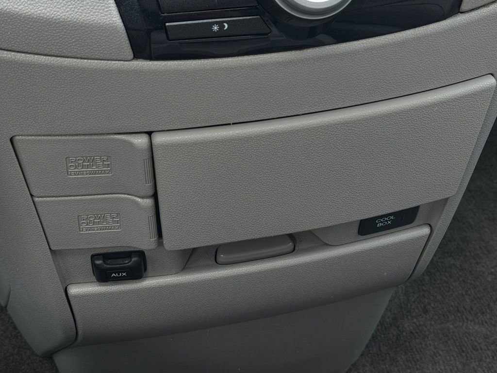 Used 2012 Honda Odyssey EX-L image 17