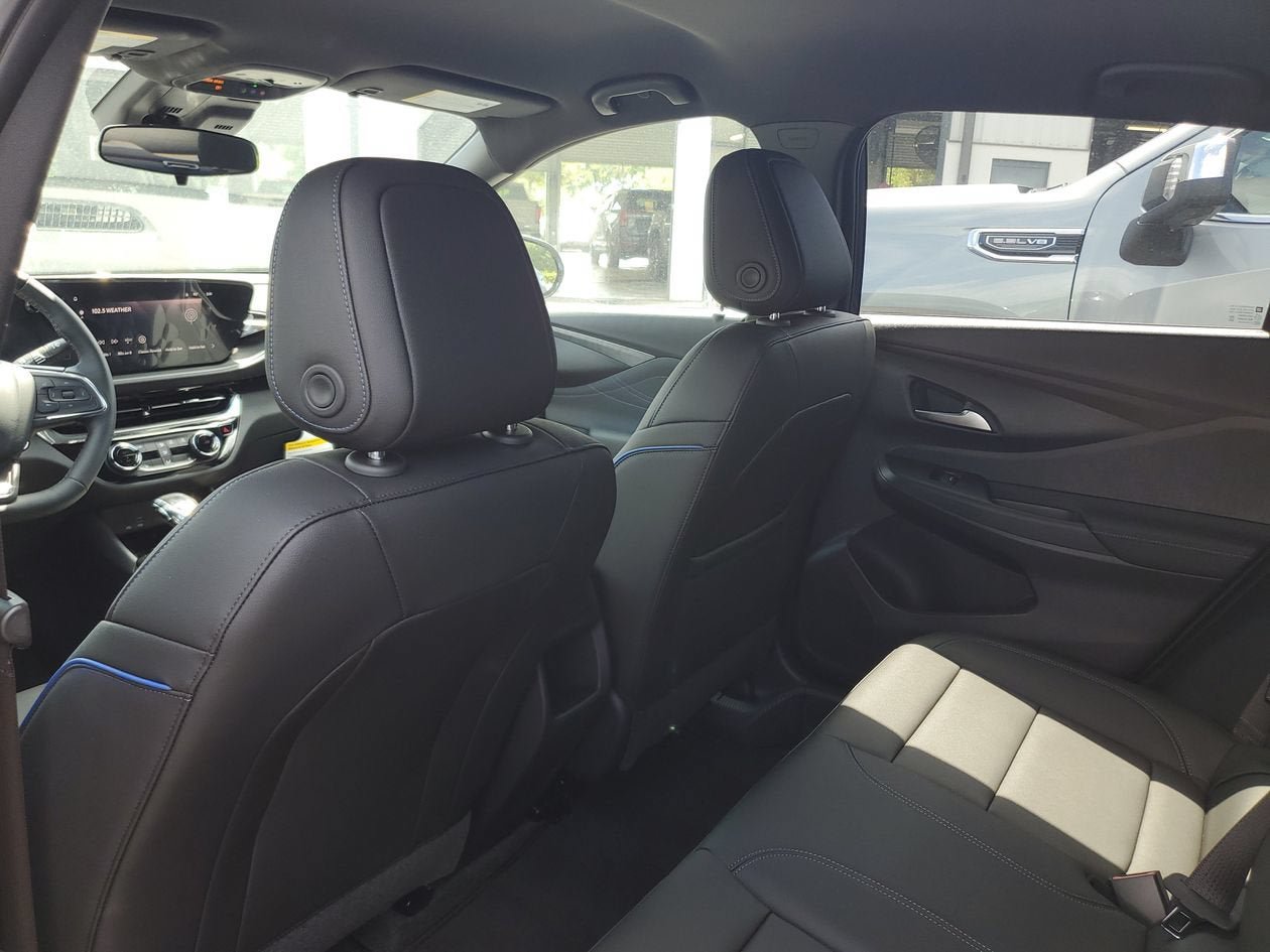 New 2026 Buick Envista Sport Touring w/ Convenience I Package FWD image 9