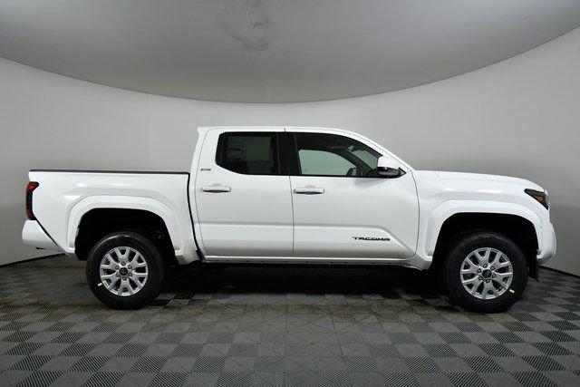 New 2026 Toyota Tacoma SR5 image 15