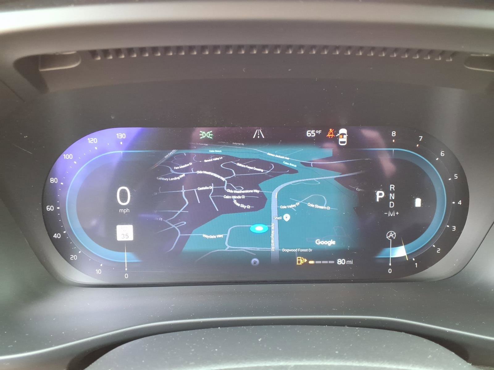 Certified 2023 Volvo XC40 B5 Plus w/ Protection Package Premier AWD/4WD image 29