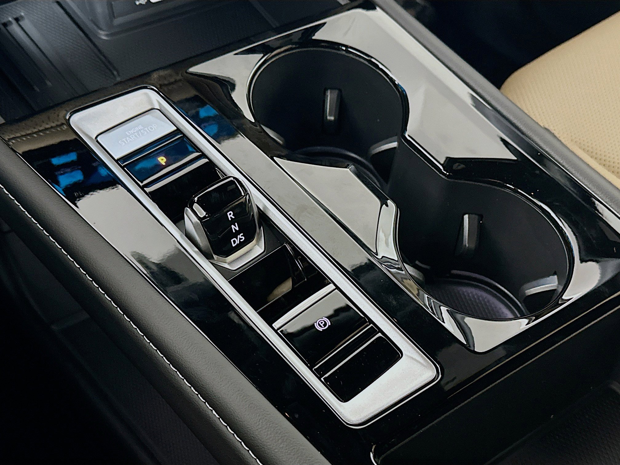 New 2026 Volkswagen Atlas Cross Sport SE image 16