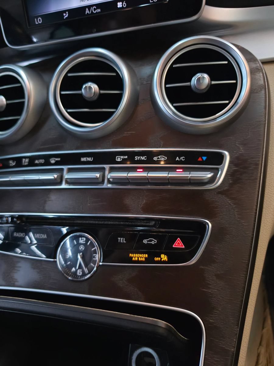 Used 2018 Mercedes-Benz C 300 Cabriolet image 46