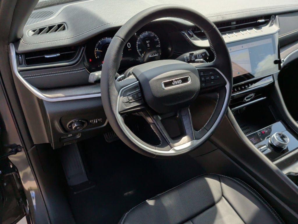 New 2026 Jeep Grand Cherokee Limited AWD/4WD image 15