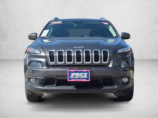 Used 2015 Jeep Cherokee Latitude w/ Comfort/Convenience Group AWD/4WD image 2