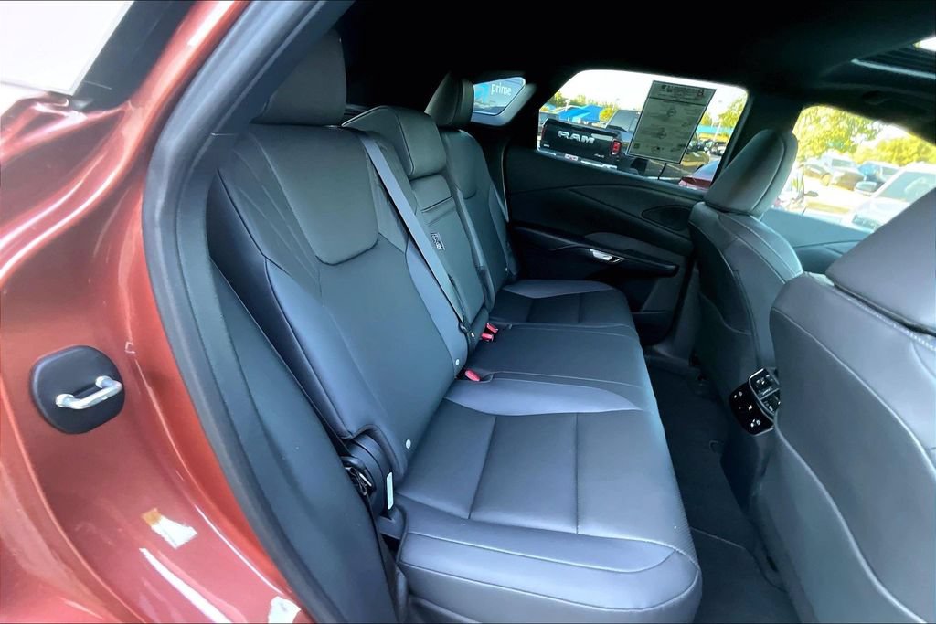 Used 2025 Lexus RX 350 Premium w/ Convenience Package FWD image 24