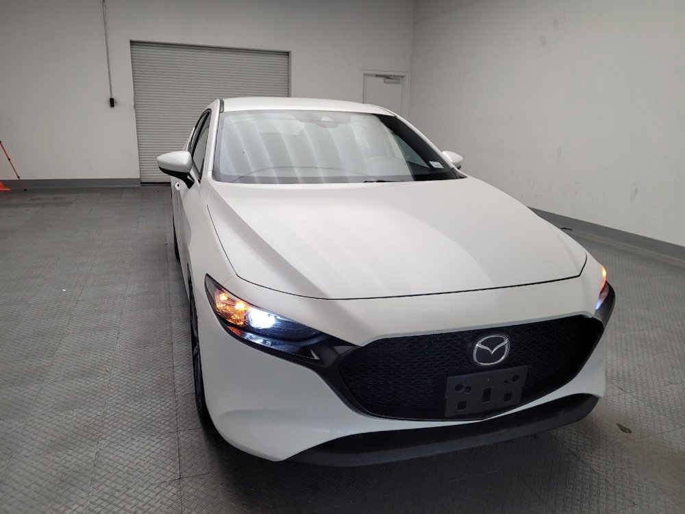 Used 2020 MAZDA MAZDA3 Hatchback w/ Preferred Package FWD image 14