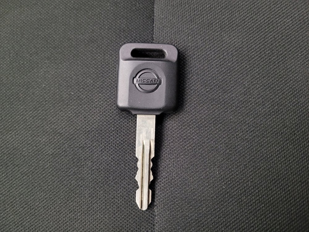 Used 2025 Nissan Versa S image 32