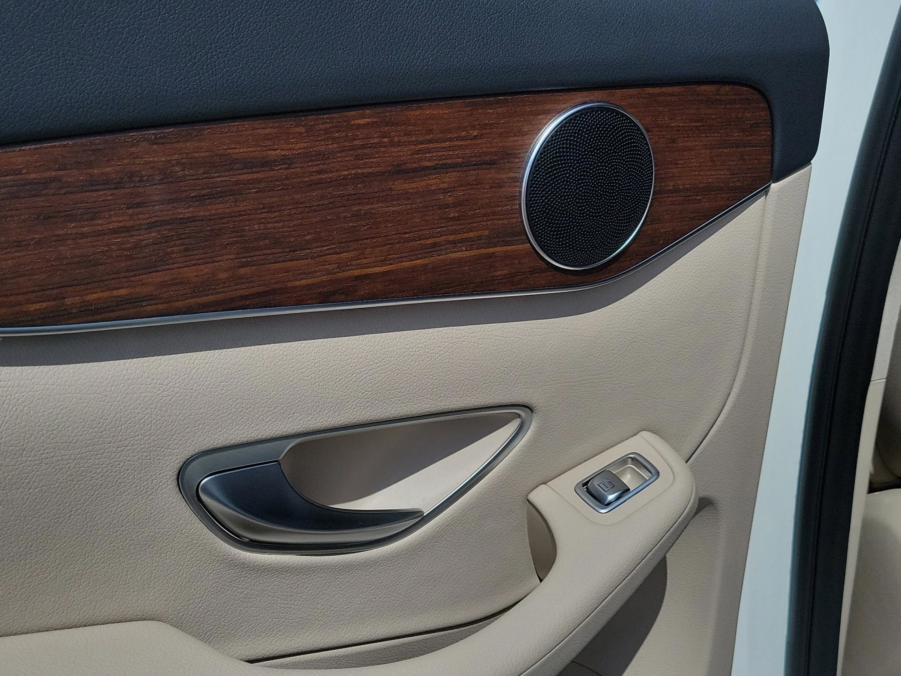 Certified 2022 Mercedes-Benz GLC 300 4MATIC image 8