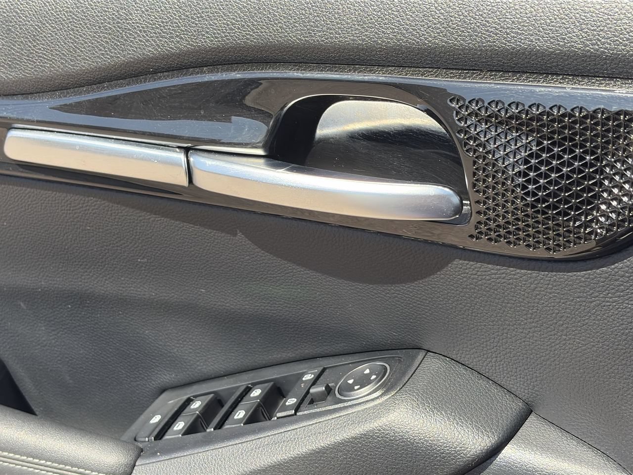 Certified 2025 Kia Seltos S FWD image 20
