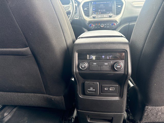 Used 2022 GMC Acadia SLE w/ Driver Convenience Package FWD image 16