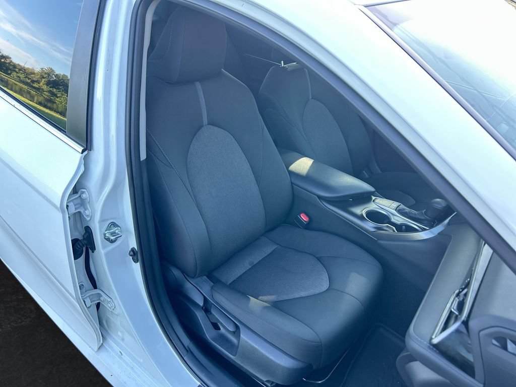 Used 2023 Toyota Camry LE FWD image 30