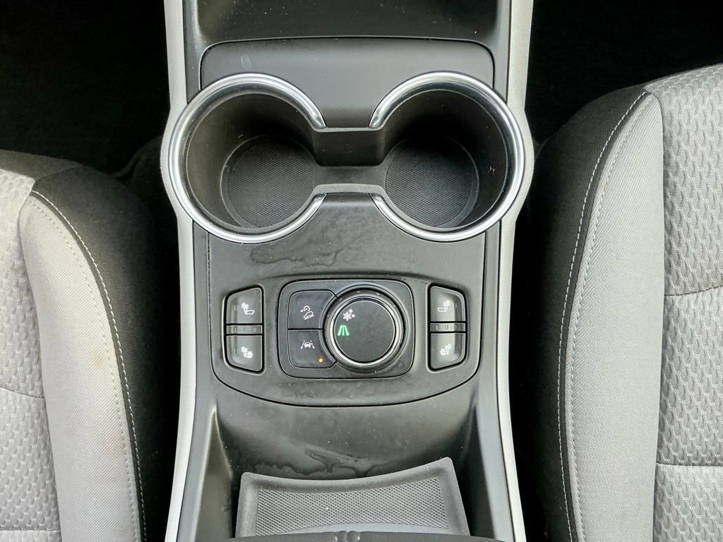 Used 2024 GMC Terrain SLE w/ Driver Convenience Package image 35