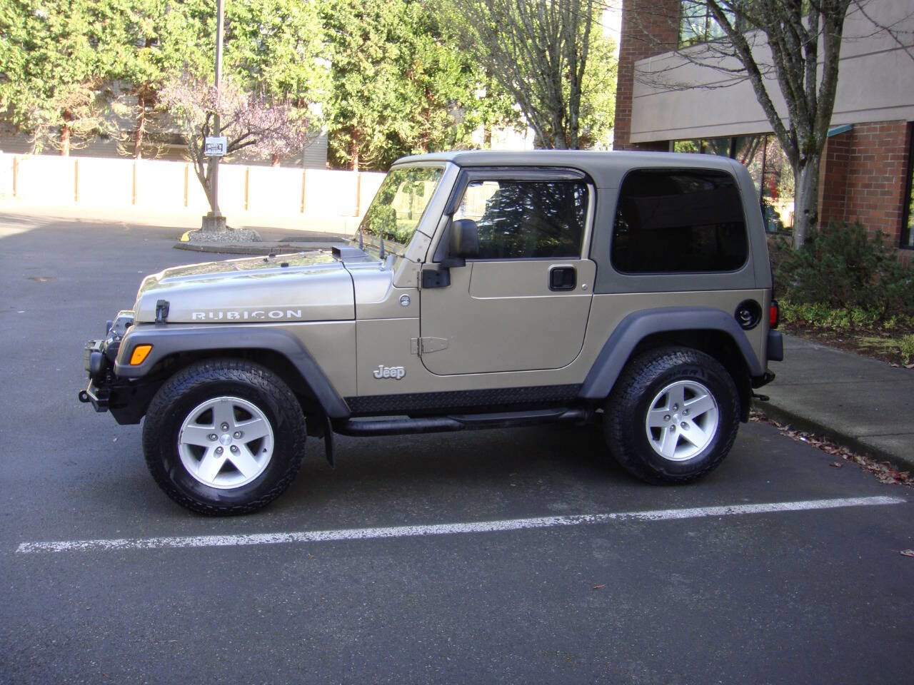 Used 2005 Jeep Wrangler Rubicon image 1