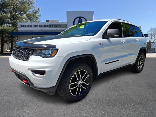 Used 2018 Jeep Grand Cherokee Trailhawk AWD/4WD image 3