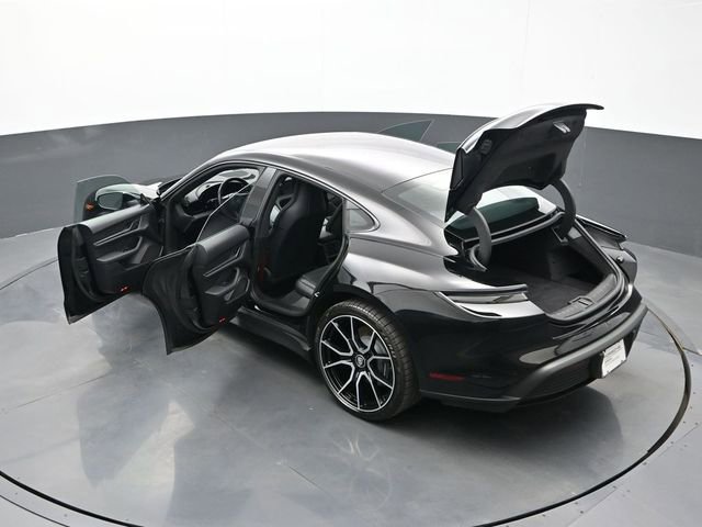 Certified 2023 Porsche Taycan image 29