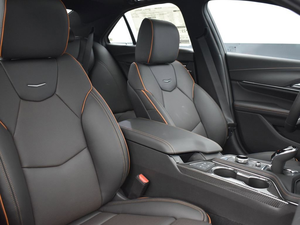 New 2025 Cadillac CT4 V w/ LPO, ONYX Package image 32