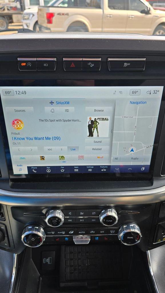 Used 2023 Ford F150 Lariat w/ FX4 Off-Road Package image 23