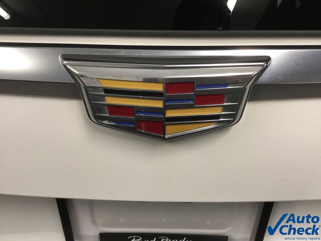 Used 2017 Cadillac Escalade Premium Luxury AWD/4WD image 13